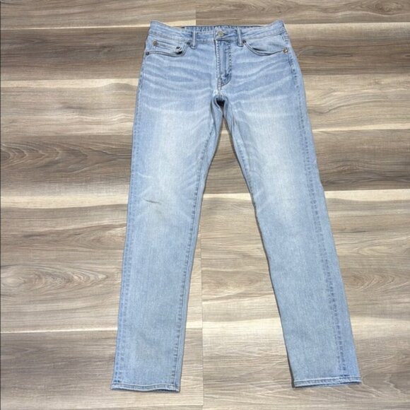 American Eagle slim Light Blue Denim Jeans size 30